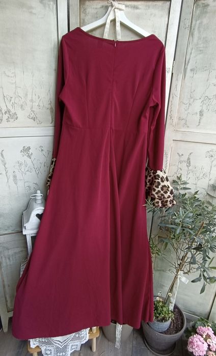 Burgundy maxi dress with leopard print L biust 49x2