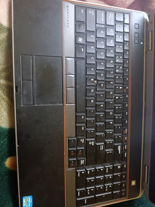 dell ноутбук старий