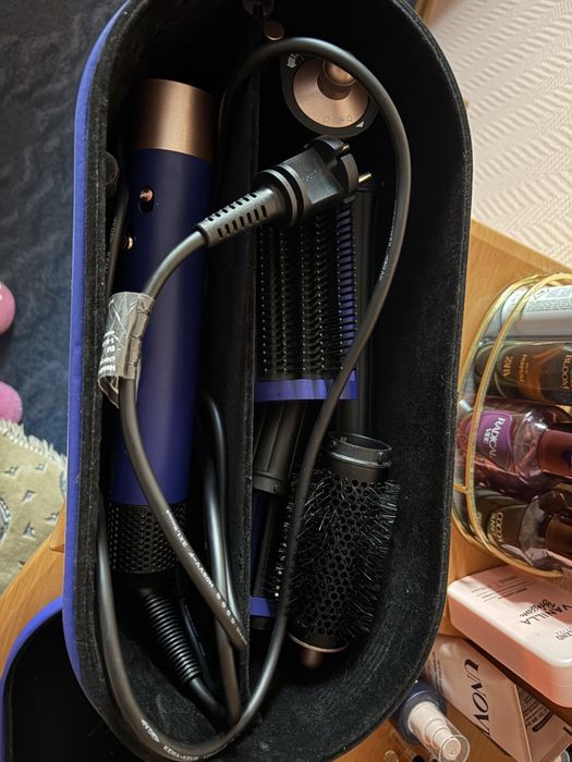 Продам Dyson Airwrap multi-styler Complete Long