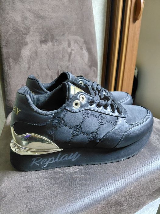 Sprzedam buty Replay