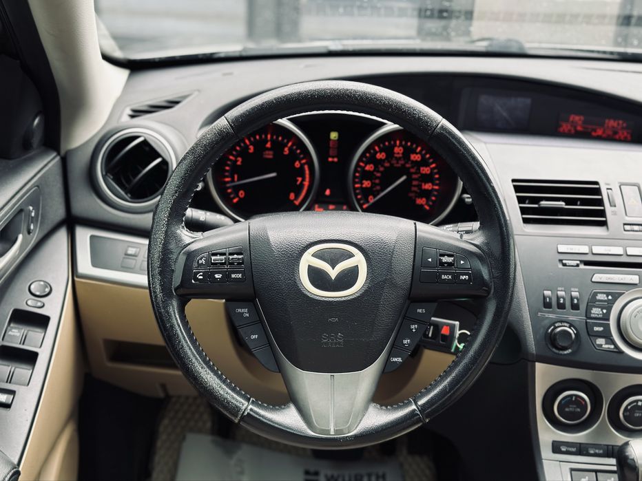 Mazda 3 2011 Газ / бензин