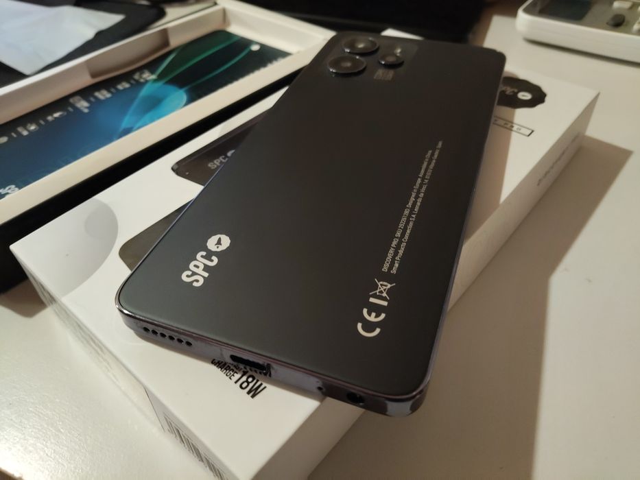 Telemóvel SPC Discovery Pro smartphone 6,8"