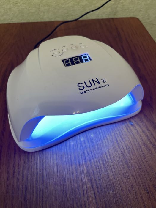 Лампа для манікюру