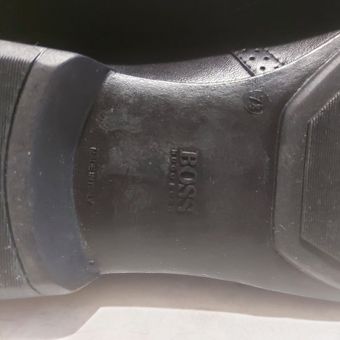 Hugo boss  шкіряні туфлі