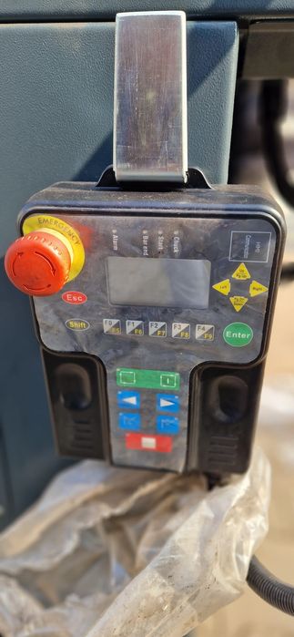 Podajnik prętów Cnc LNS SL 80S