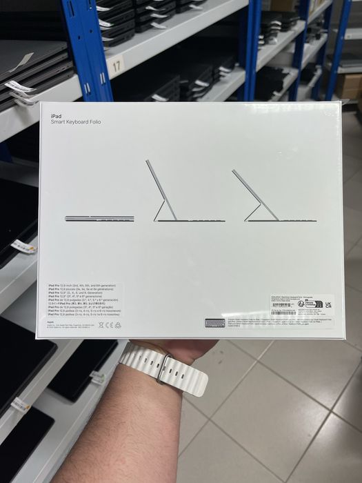 Teclado Smart Keyboard Folio Apple iPad Pro 12.9 6ª Gen PT AmigoTech