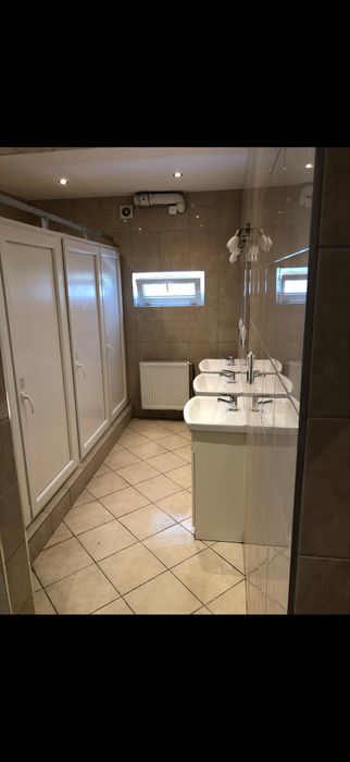 Sprzedam hostel z obłożeniem
