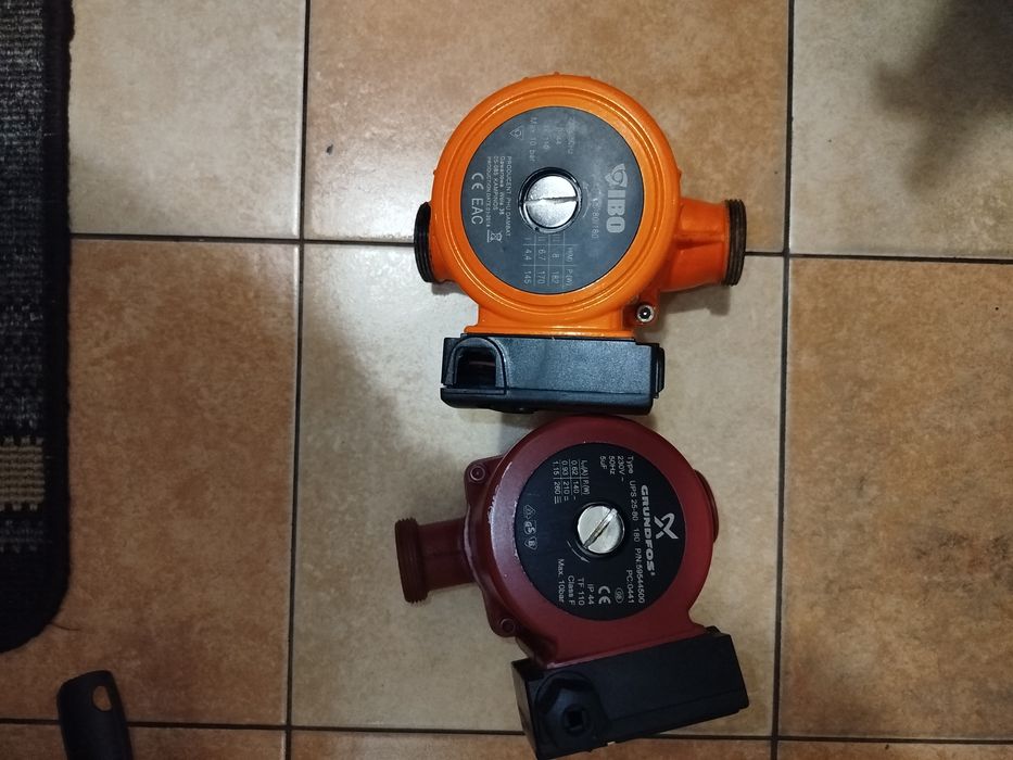 На запчастини насос циркуляційний