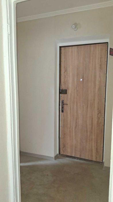 продам 1 комн на Бочарова  19 999  у.е