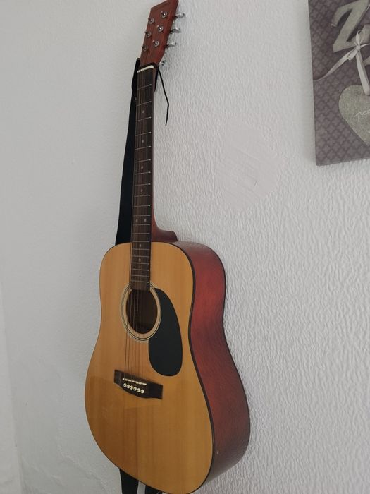 Violão academy em muito bom estado