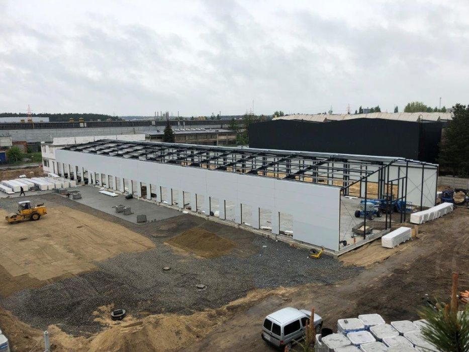 Konstrukcja stalowa hali 1800m2 (25x72x4m)