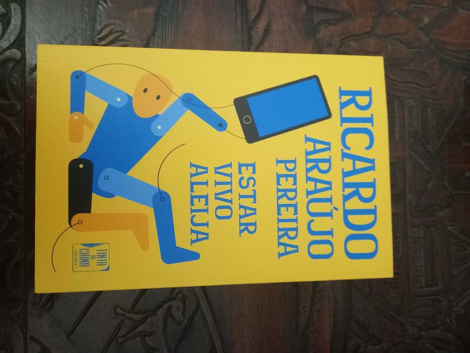 Ricardo Araújo Pereira Estar vivo aleija 1a edicao 2018