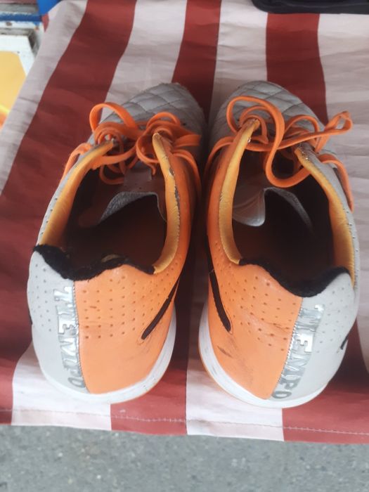 Продам сороконожкі Nike Tiempo орігінал Б/у