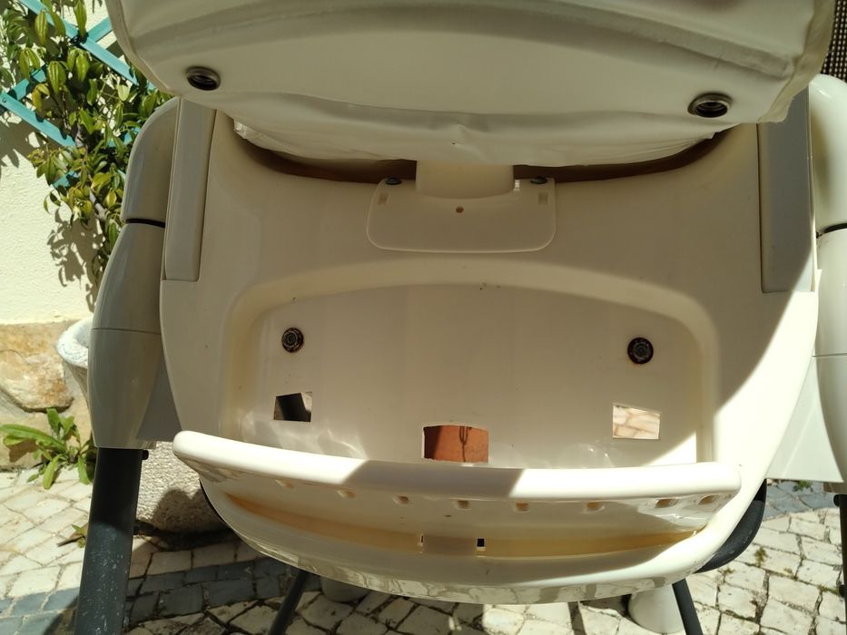 Cadeira refeição Bebé Confort Oméga