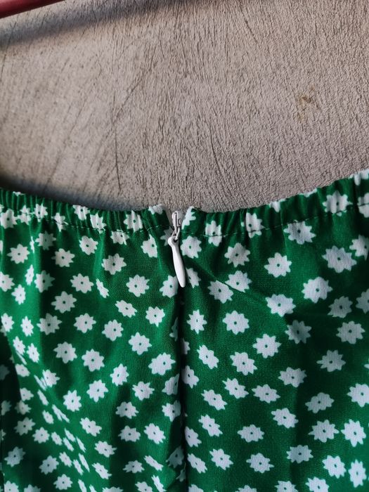 Zielona piękna sukienka w kwiatuszki