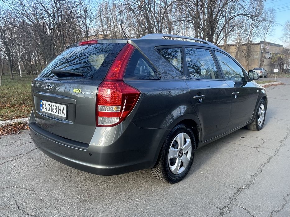 Продам KIA-CeeD CDI