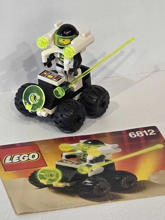 Lego 6812 Grid Trekkor Blacktron Space