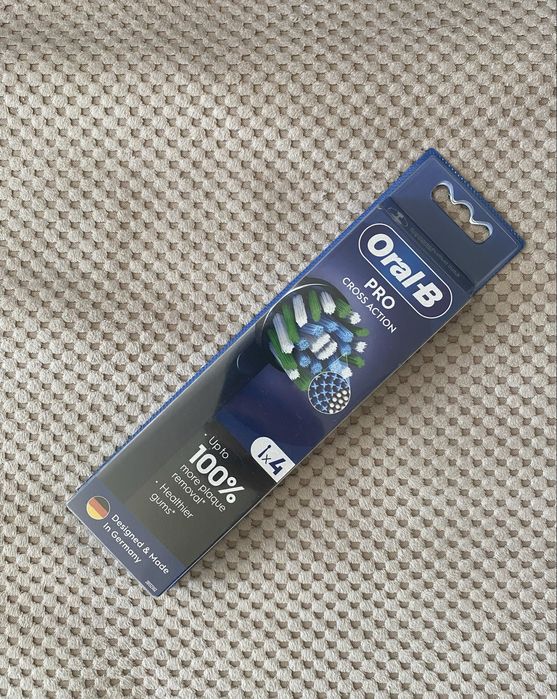 Oral-B 4 czarne końcówki do szczoteczki elektrycznej
