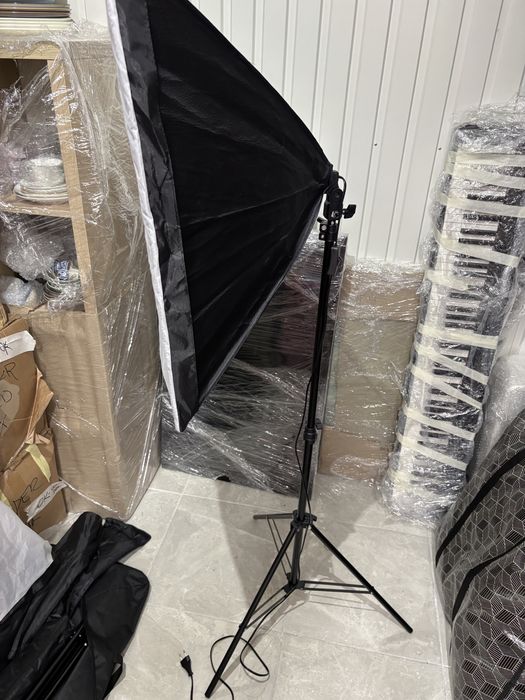 Kit de iluminação fotográfica com 2 Softbox de nylon 50 x 70 cm e 2 lâmpadas de 135 W, 5500 K E27 e 1 bolsa de transporte