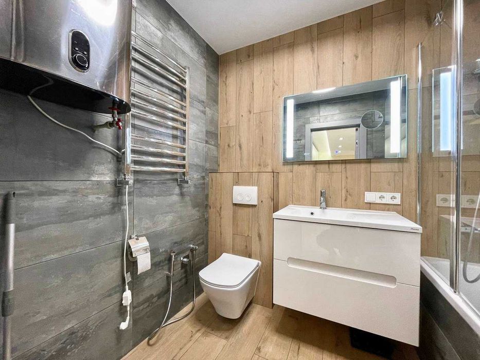 Продам пентхаус з РЕМОНТОМ. 3 кімнати. Газ. 2 ТЕРАСИ. ЖК На Прорізній