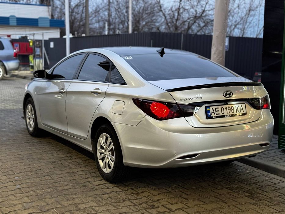 Продам свой автомобиль Hyundai sonata