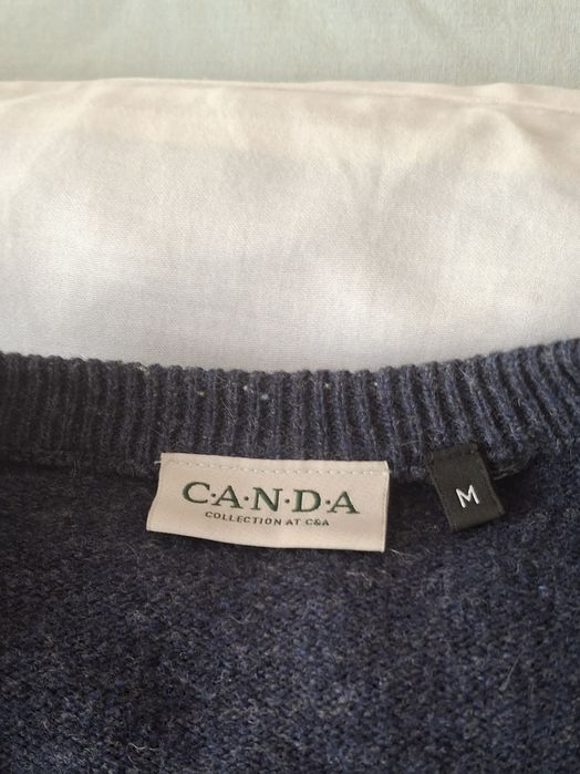 Sweter granatowy w serek damski