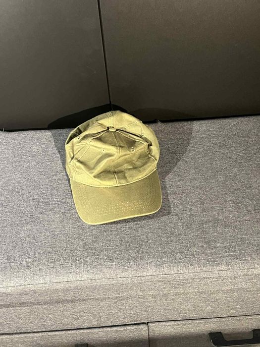 czapka zielona khaki prawie nowa