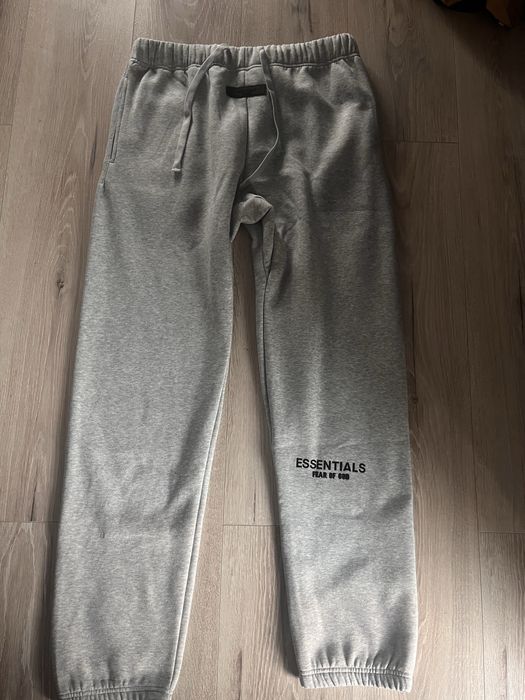 Komplet dresu Essentials