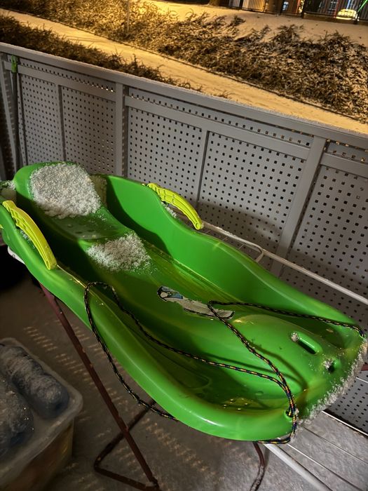 Sprzedam dwoje sanek