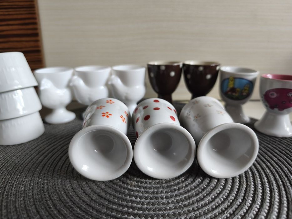3 porcelanowe kieliszki na jajko