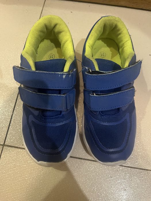 Дитячі кросівочки по 250 грн