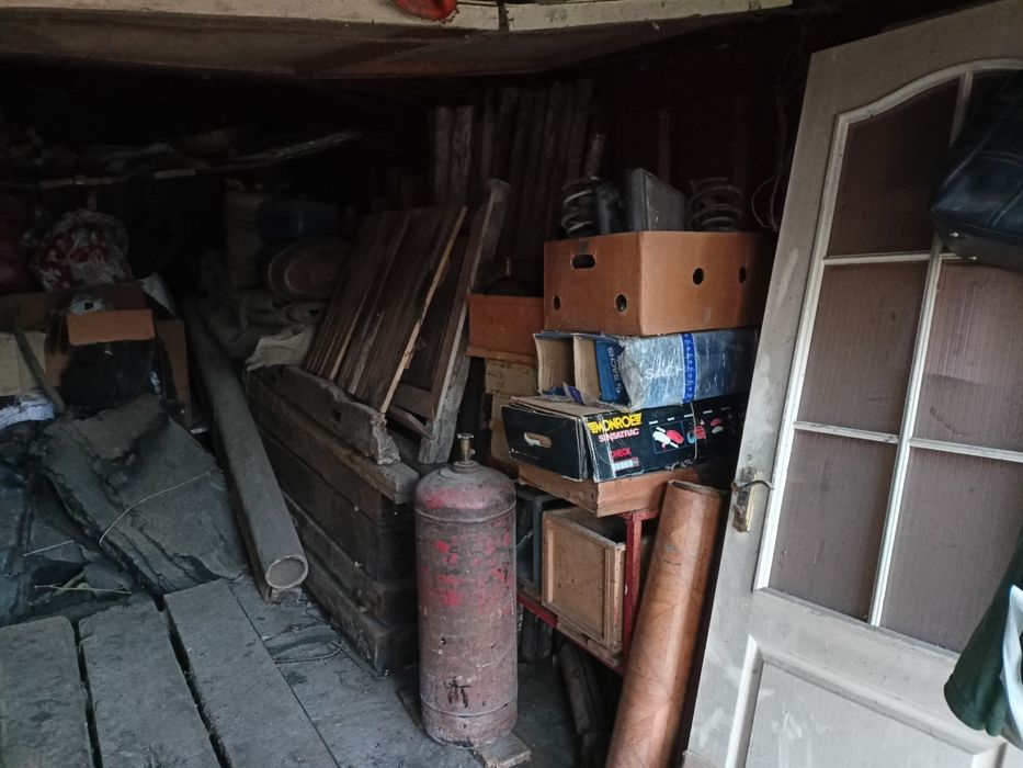 Продам гараж (район Срібні Лелеки)