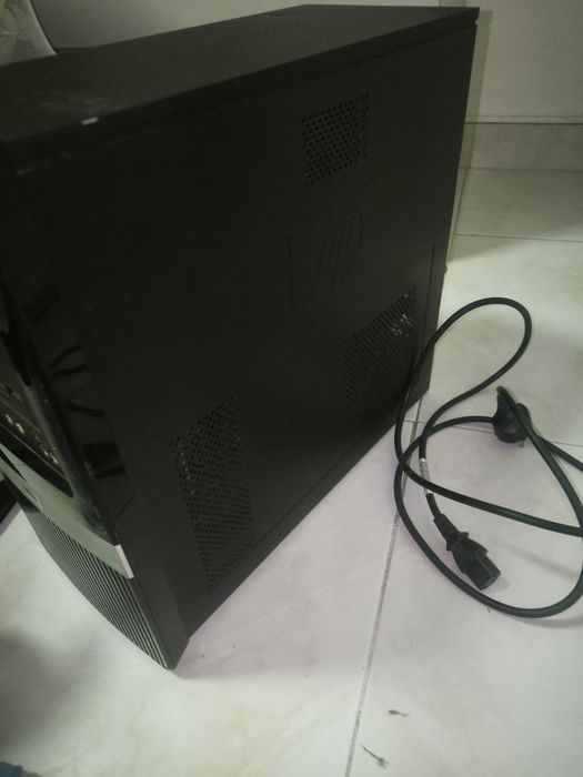 Computador HP Pro – Torre completa e funcional