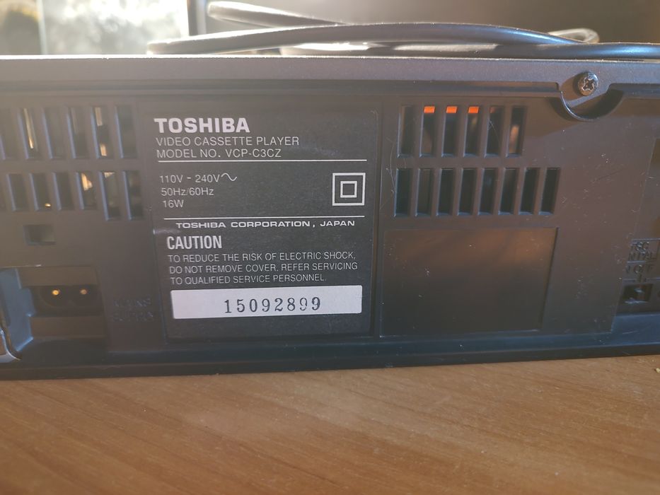 Видеомагнитофон (плеер) Toshiba VCP-C3CZ