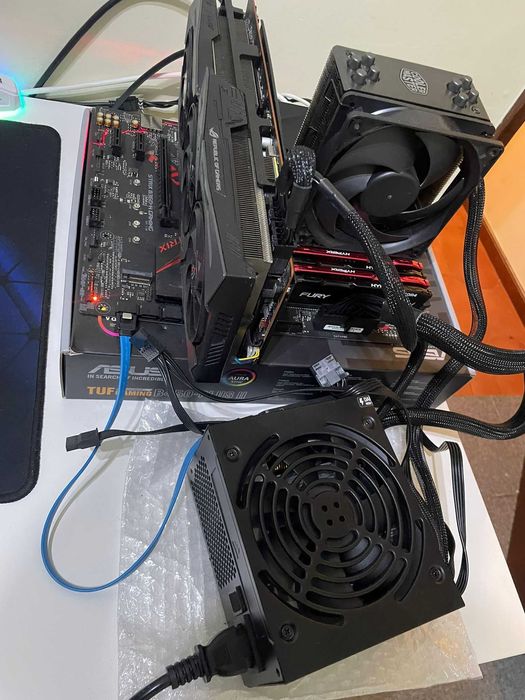 PC GAMER I5 9600K | RX5700XT | 16GB