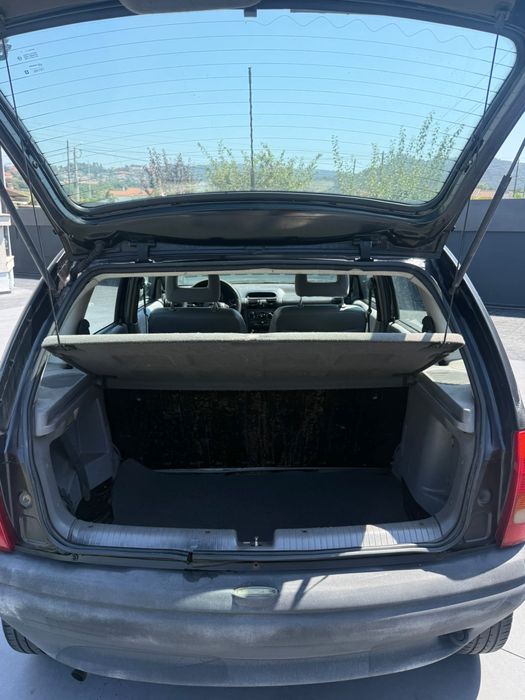 Opel corsa 1.2i