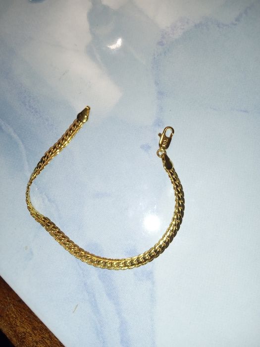 Продам браслет під золотий.