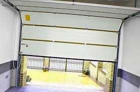 Ворота, Секційні із врізною хвірткою, розпашні ворота, гаражні ворота