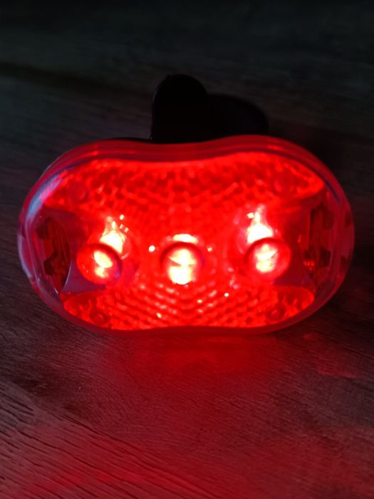 Lampka tylna rowerowa