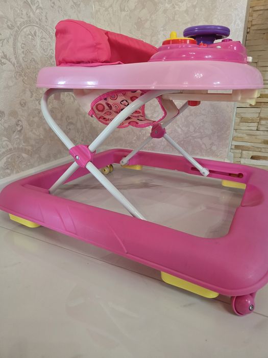 Ходунки дитячі Chipolino Carrera