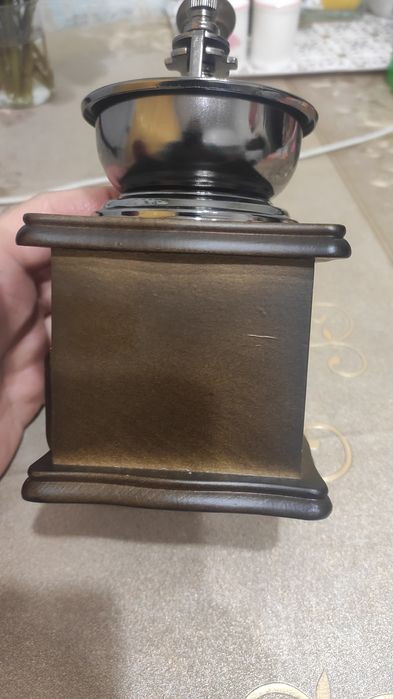 Продмам кофемолку