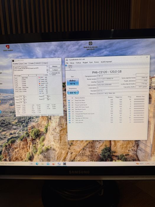 Komputer stacjonarny AMD + monitor Samsung 100% ok