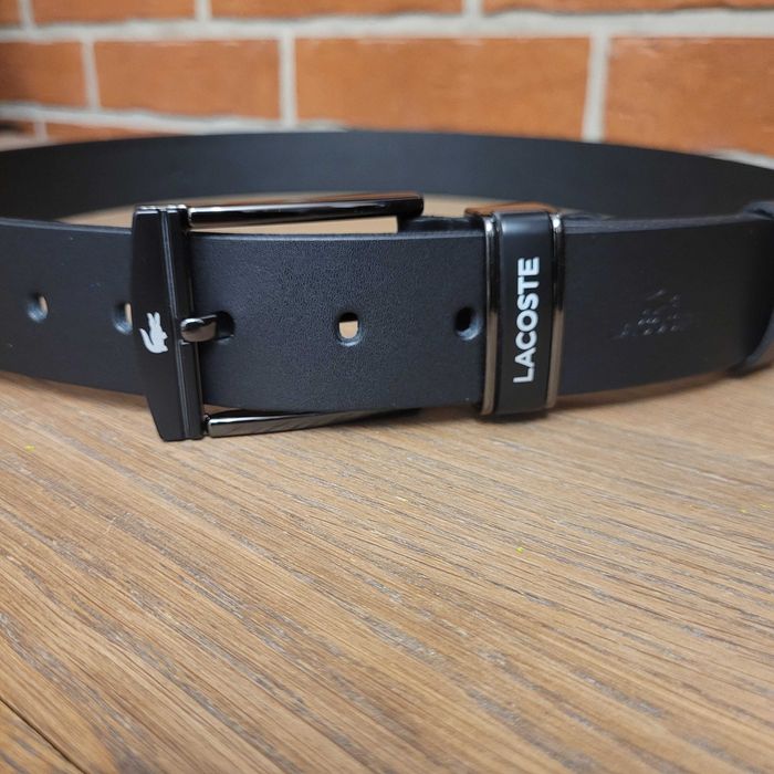 Czarny męski skórzany pasek Lacoste 120 cm