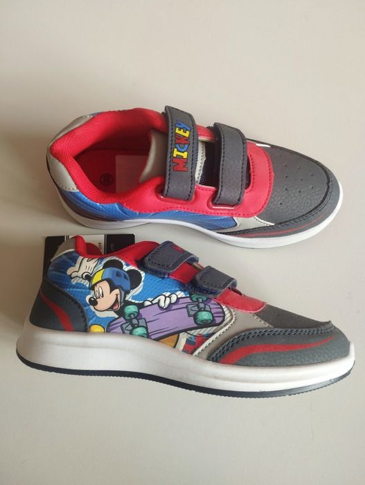 Кросівки 30розмір