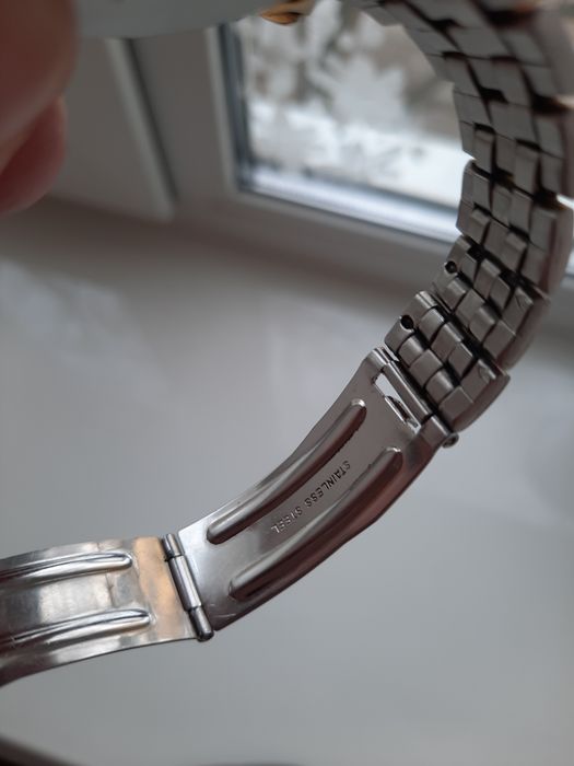 Редкие  мужские кварцевые часы CASIO MTP 1063 ЯПОНИЯ ,ОРИГИНАЛЬНЫЕ