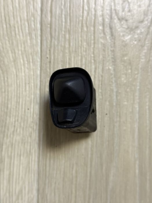 Кнопка регулировки зеркал бмв е30,е32,е34