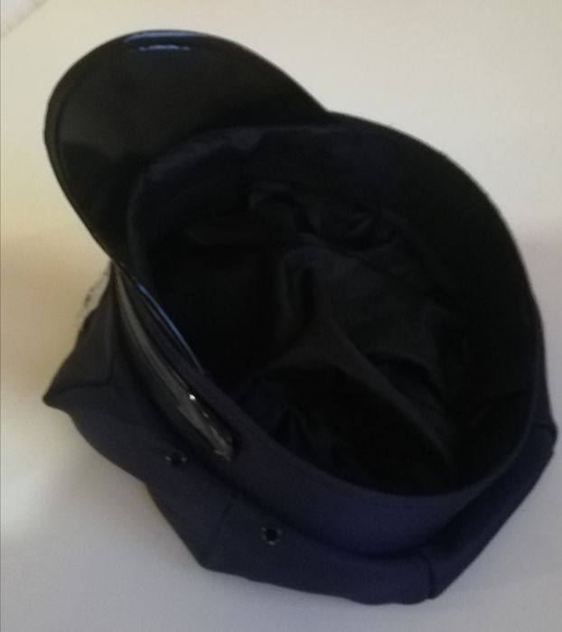 Chapéu de polícia (adulto ou criança com cabeça grande)