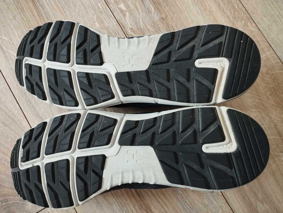 Haglofs Strive 46 i 2/3 lekkie przewiewne buty na lato