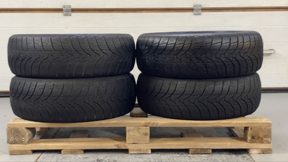 Продам резину терміново Зима R16