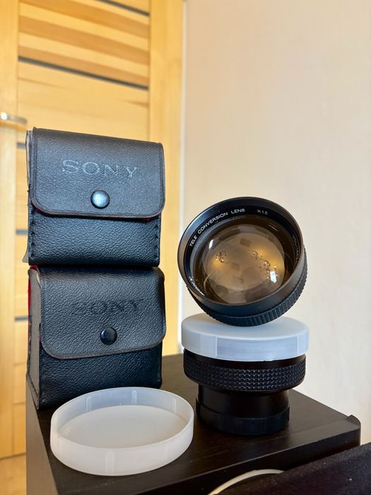 Zestaw konwerterów Sony VCL-0758A i VCL-1558A (58mm) + adapter 52mm i etui
